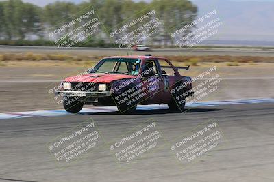 media/Oct-01-2022-24 Hours of Lemons (Sat) [[0fb1f7cfb1]]/10am (Front Straight)/